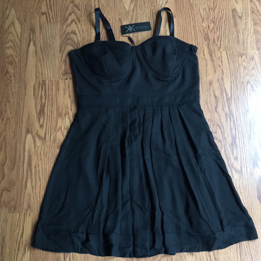 Sleeveless Black Dress